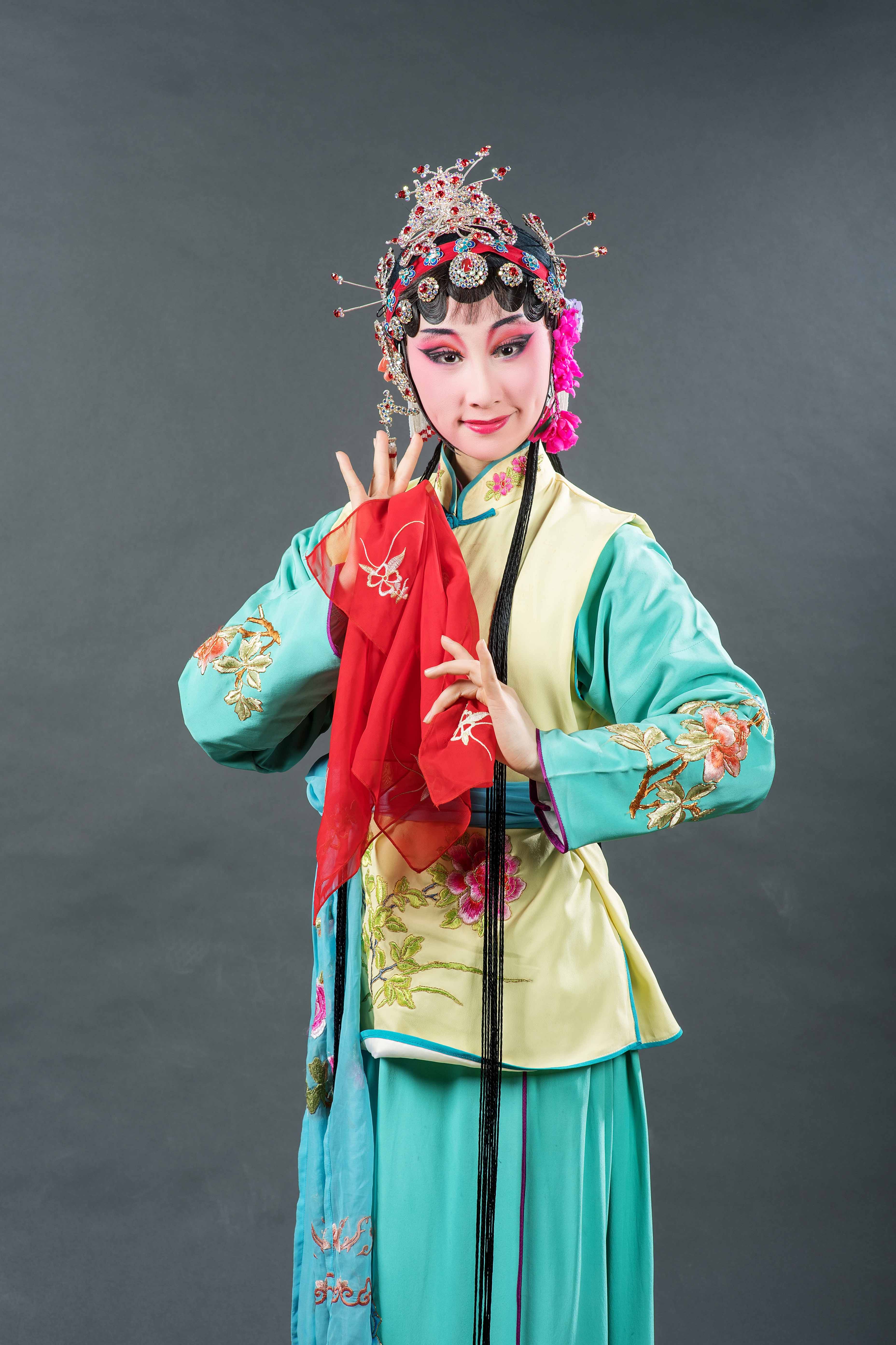 7、黄静-彩萍.jpg