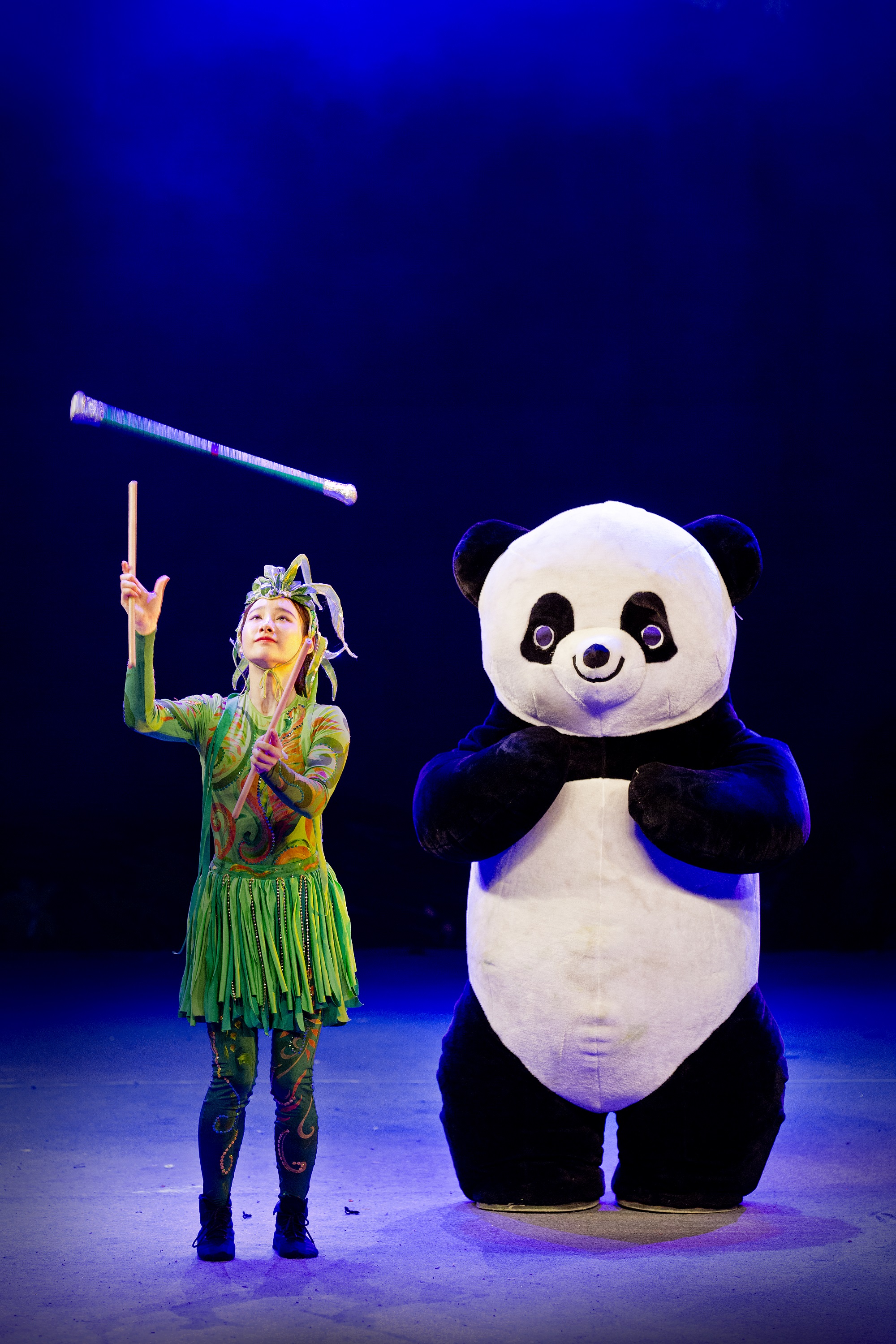 【成都站】第十一届中国儿童戏剧节成都分会场儿童杂技剧《熊猫寻宝》